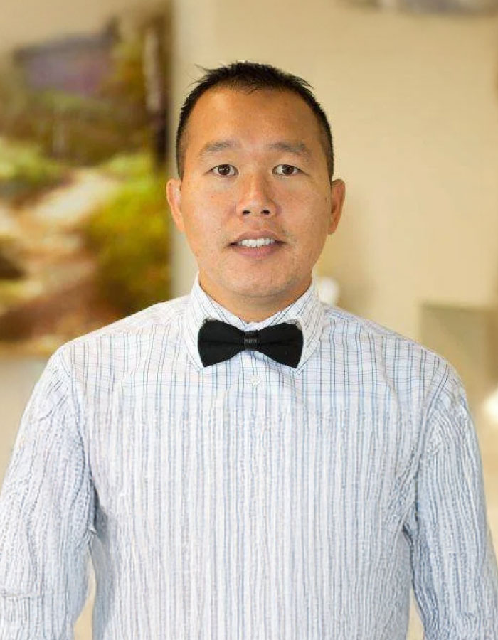 Dr. Thomas Pham, Arlington Dentist